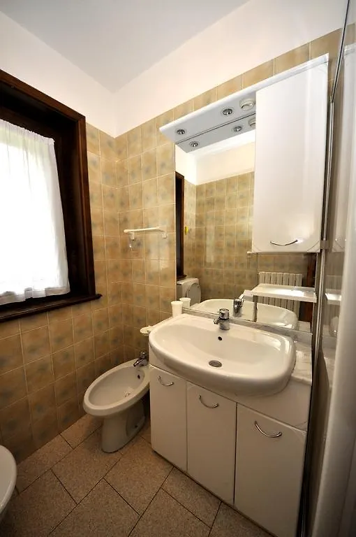 Rinaldo Apartments In Baita Pierin 리비뇨